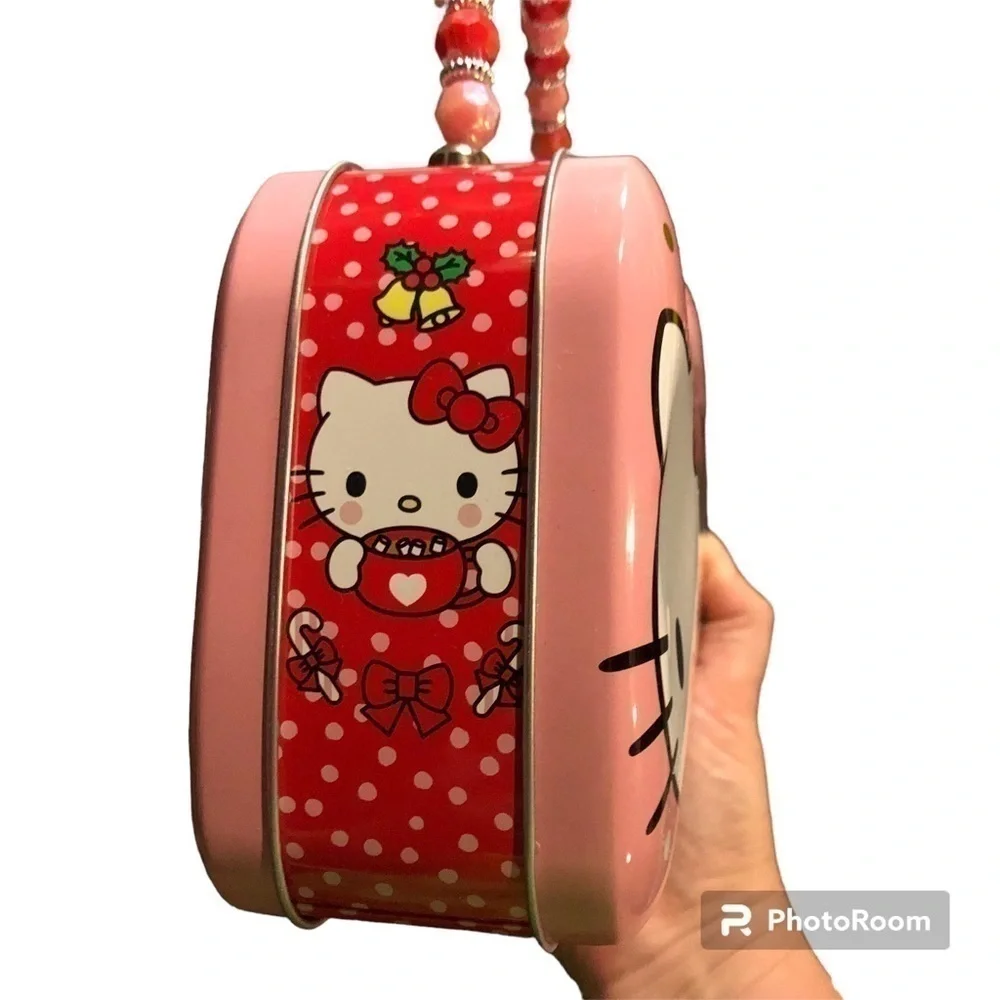 Hello Kitty Christmas Tin Purse Strap Beads NEW Gift Storage Pink Metal